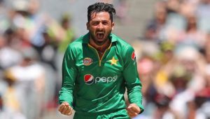 Fast bowler Jinned Khan joined the race for World Cup players